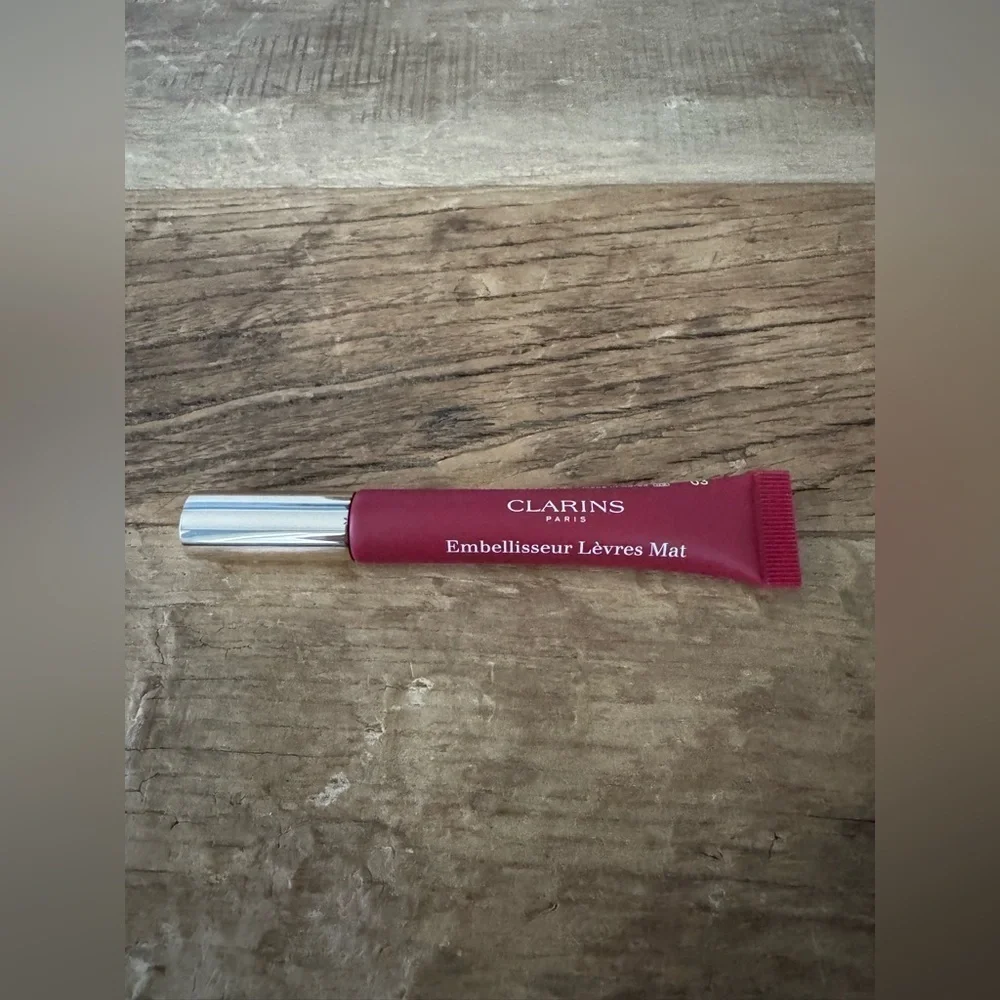 Clarins velvet lip